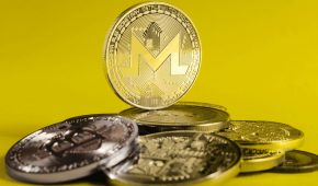 Privacy Coins XMR, ZCASH Surge Amid Political and Regulatory Uncertainty