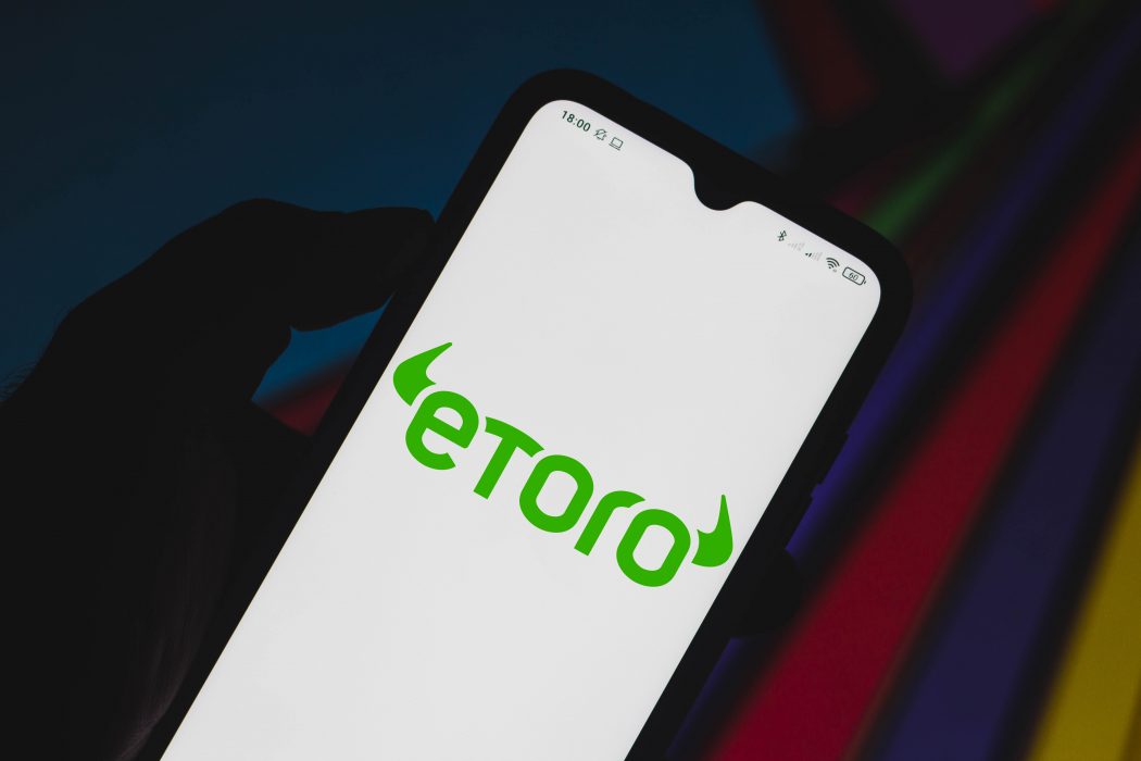 cellphone with etoro logo